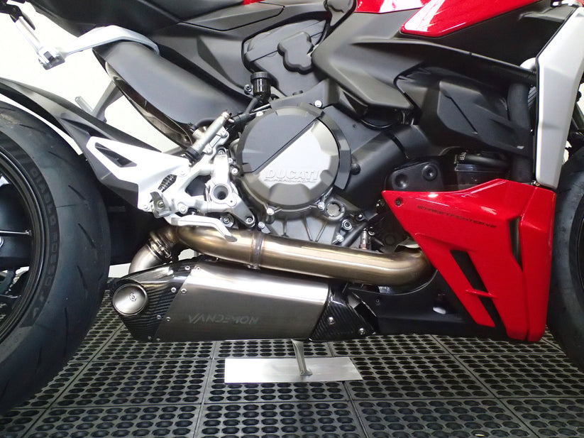Ducati V2 Panigale & Streetfighter Titanium Belly Slip-On 2022-2024