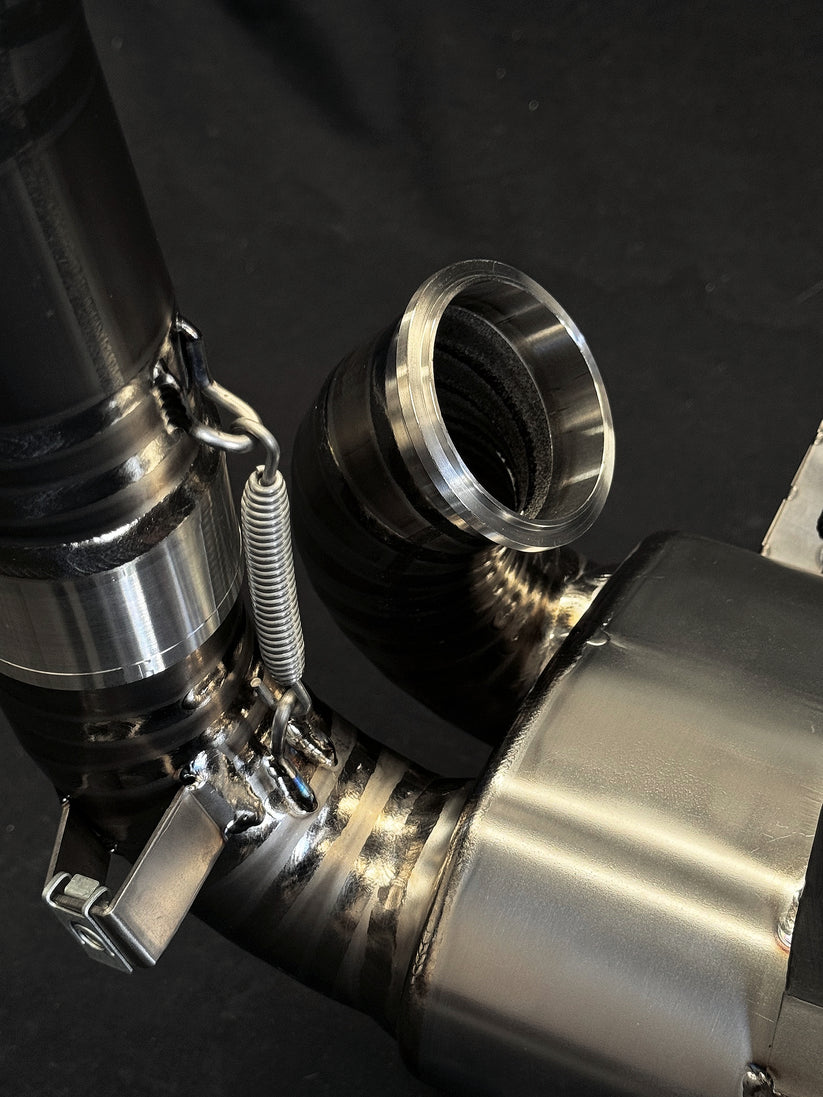 Vandemon Panigale/SFV2 high mount titanium slip on